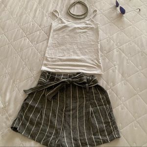 High waisted shorts, small, belt gray/white stripe